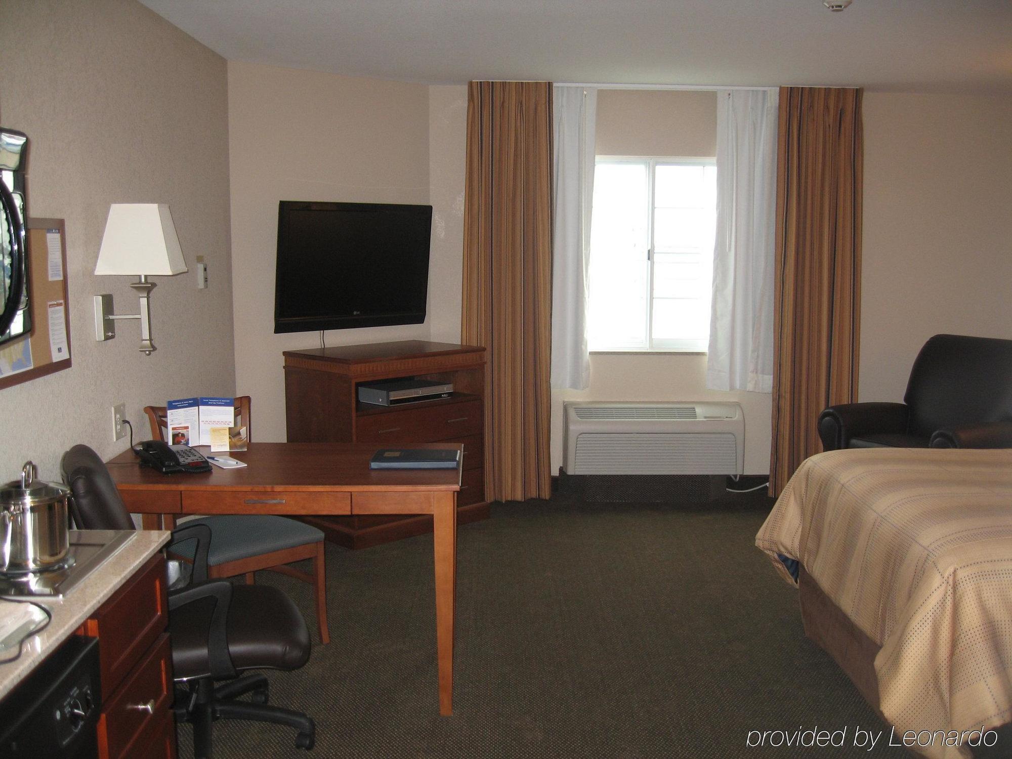 Candlewood Suites Cheyenne By Ihg Room photo