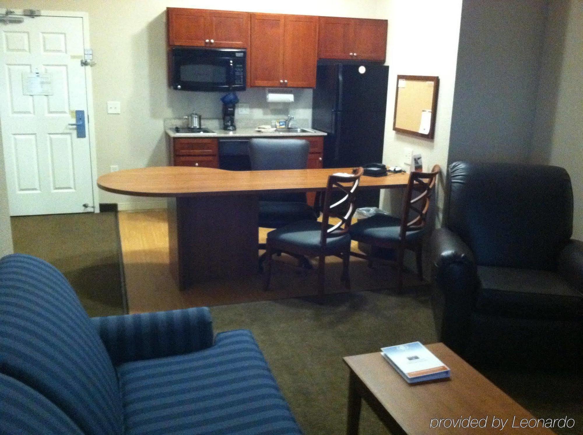 Candlewood Suites Cheyenne By Ihg Exterior photo
