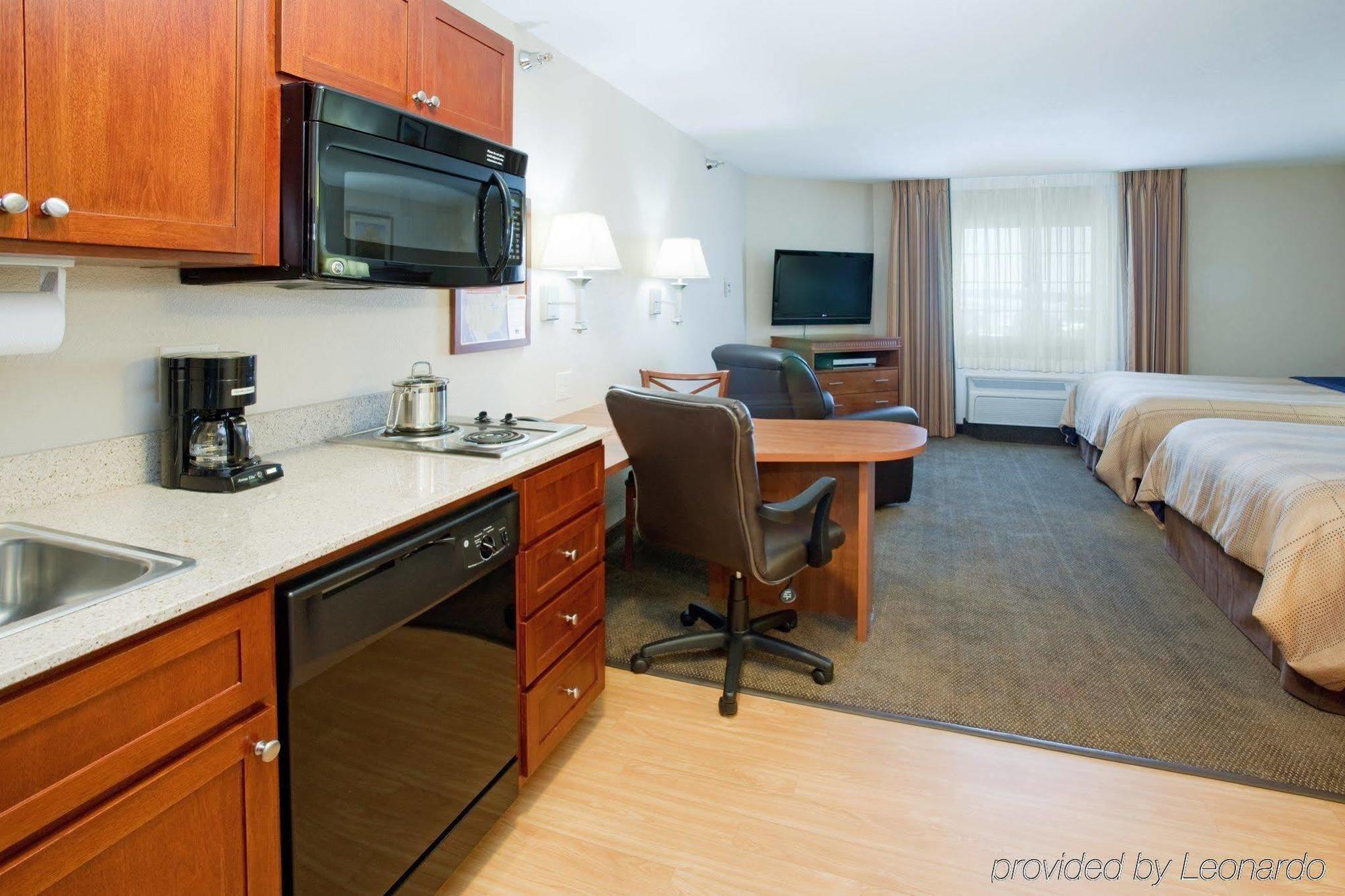Candlewood Suites Cheyenne By Ihg Room photo